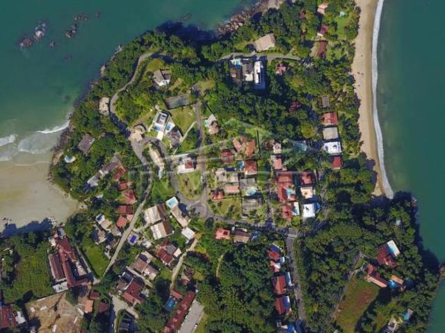 Ubatuba, Condomínio da Santa Rita Lote de esquina com vista para mar