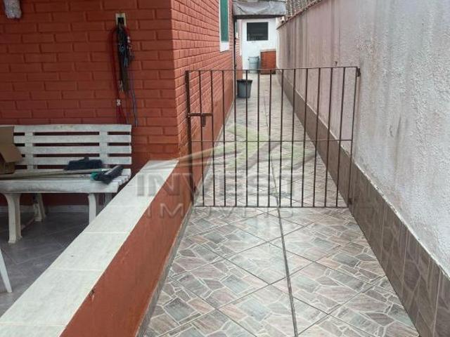 Ubatuba, Itaguá Casa 03 dormitórios 01 suíte, próximo a orla praia e comercio