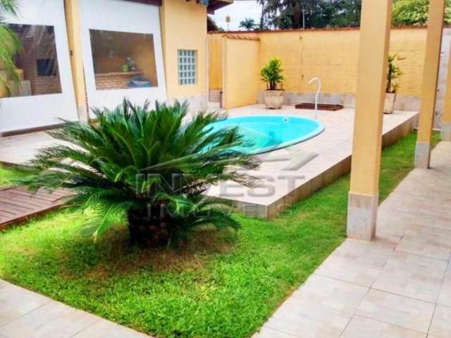 Ubatuba, Jardim Samambaia Casa com 02 dormitórios sendo 1 suíte, área de lazer com piscina