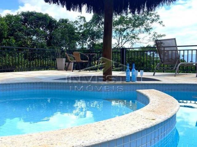 Ubatuba, Praia das Toninhas Ponta das Toninhas Linda Casa Vista Mar, 2300m2 de Terreno, 600m2 de
