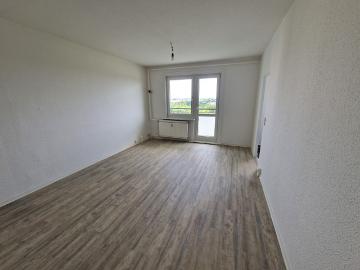 Über den Dächern der Stadt Singleapartment mit großem Balkon