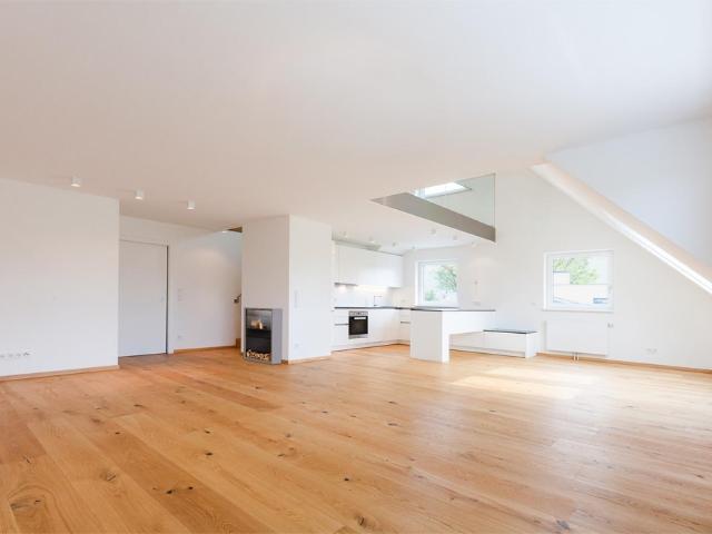 Über den Dächern Salzburgs! Penthouse Maisonette mit Festungsblick in Leopoldskron