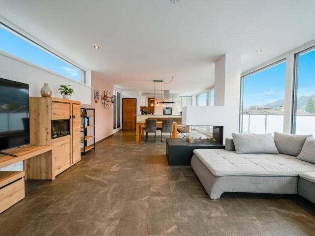 Über den Dächern von Götzens: Exklusives 3 Zimmer Penthouse mit 360 Grad Traumterrasse