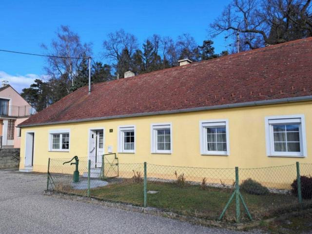Über den Dächern von Hörersdorf ehemaliges Bauernhaus für 75.000 €