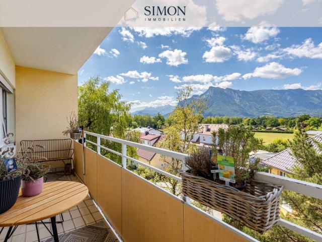 Über den Dächern von Salzburg: Sanierte 3 Zimmer Wohnung mit Bergblick