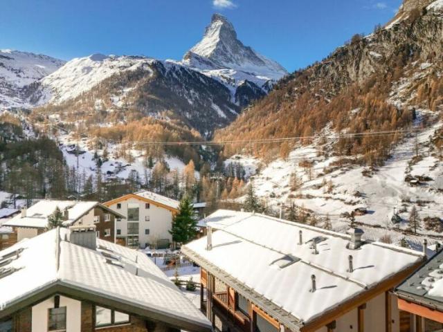 Über den Dächern wo das Matterhorn zum Nachbarn wird