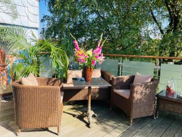Etagenwohnung kaufen in Heger Holz - Balkon