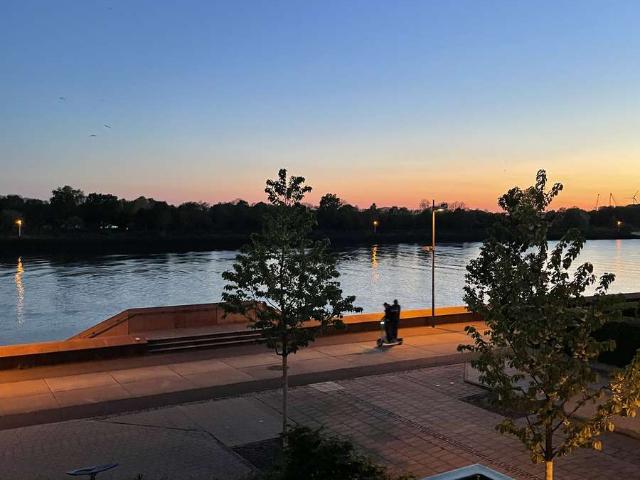 Überseestadt | 1. Reihe Weserblick + Balkon & TG