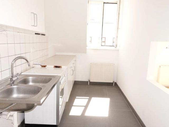 Überraschend großzügig: 62 m² Garconniere mit separater Küche GLEICH BEI U3 KARDINAL NAGL PLATZ
