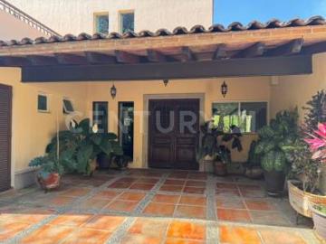 Ubicación Premium: Camino Real