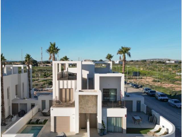 Ubicada en la encantadora localidad de Los Alcázares, esta e. 146m² Los Alcázares