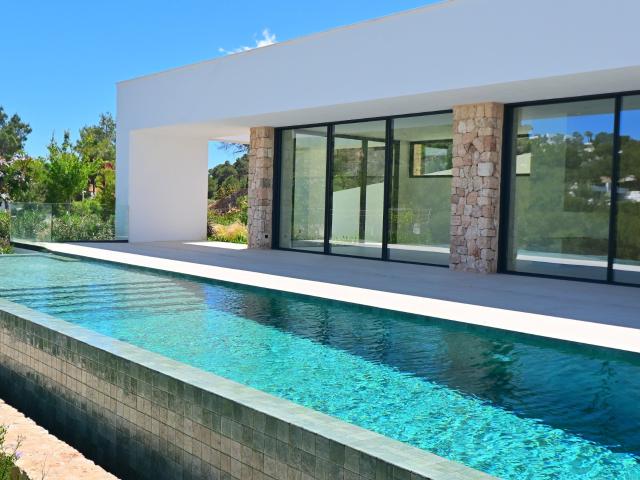 Ubicada en la prestigiosa urbanización de Roca Llisa, en San. 495m² Santa Eulalia del Río