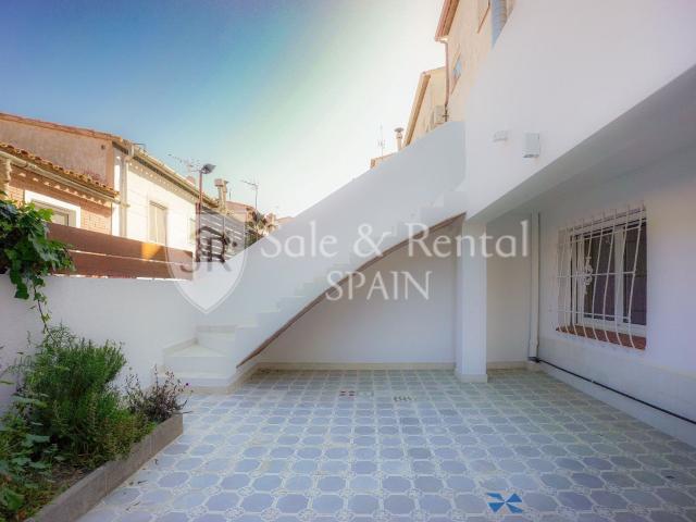 Ubicada en la tranquila y valorada zona de Volta de l’Ametll. 100m² Sant Feliu de Guíxols