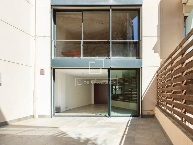 Ubicada en una de las calles con más encanto de Sarrià, esta. 422m² Barcelona