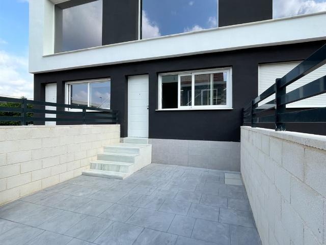 Ubicado en la encantadora zona de Gran Alacant, este conjunt. 110m² Alacant