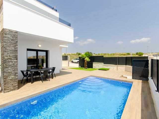 Ubicado en la encantadora zona de Vistabella, este conjunto. 119m² Vistabella
