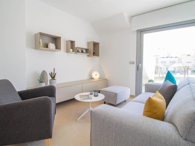 Ubicado en la encantadora zona de Vistabella, este exclusivo. 81m² Vistabella