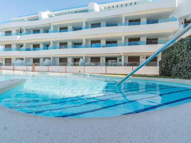 Ubicado en la hermosa Orihuela Costa, este exclusivo conjunt. 119m² Orihuela Costa