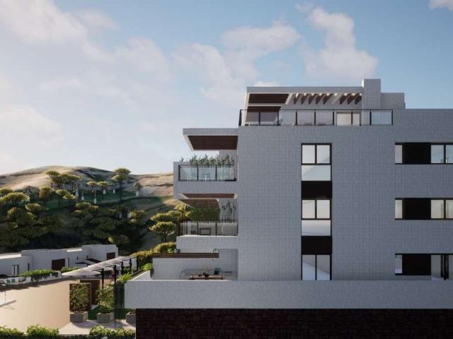 Ubicado en la hermosa localidad de Calahonda, este conjunto. 108m² Calahonda