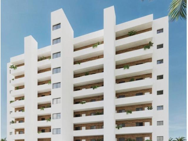 Ubicado en la vibrante ciudad de Benidorm, este exclusivo co. 81m² Benidorm