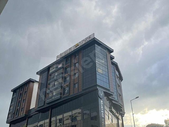 ÇUBUK MERKEZDE İSKANLI SATILIK LÜX DAİRE