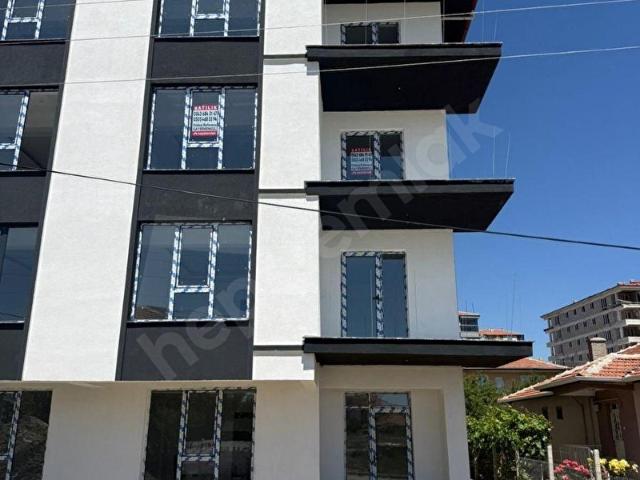 ÇUBUK ATATÜRK MAHALLESİNDE SATILIK 3+1 SIFIR DAİRE