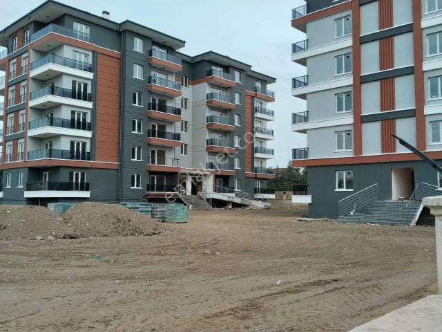 Çubuk Esenboğa Mahallesinde Sıfır Hiç Oturulmamış Katta 1.kat 1+1 Kiralık Daire