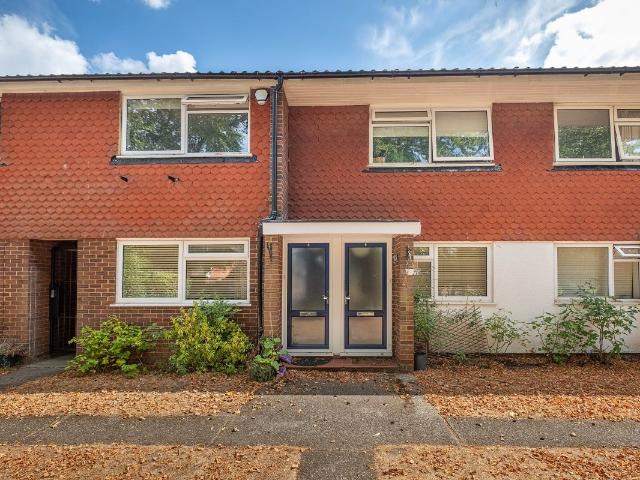 Udney Park Road, Teddington TW11, 2 bed flat to rent, £2,250 pcm | PrimeLocation