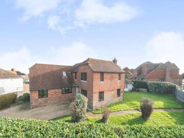 Udimore Road, 3 Bedroom Detached