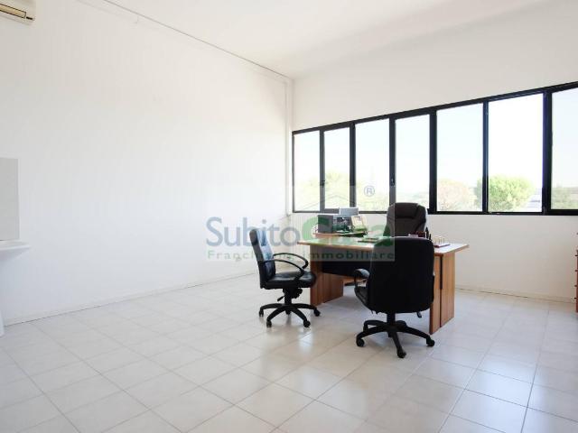 Ufficio bilocale 64mq