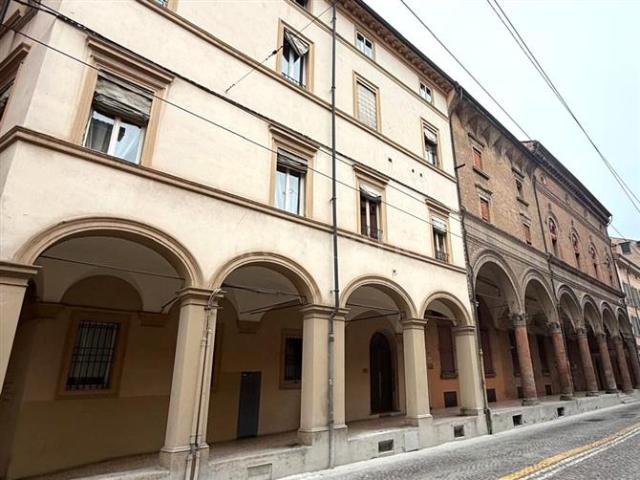 Casa di 200 mq a Centro Bologna