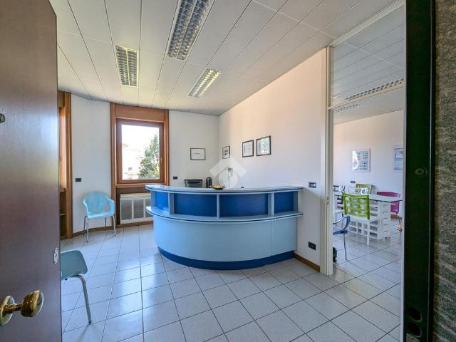 Ufficio in affitto