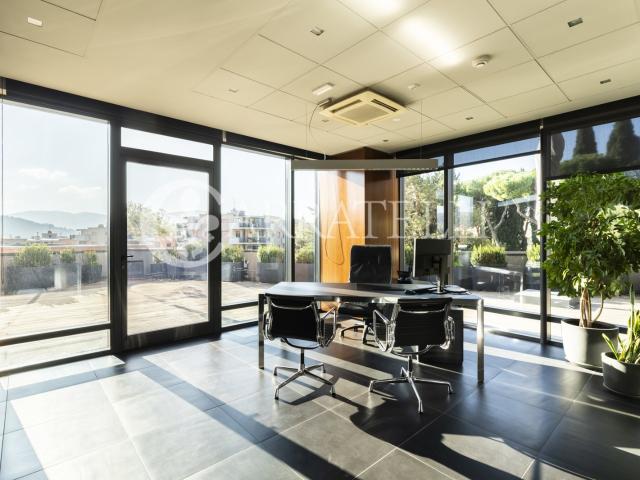 Ufficio luminoso di 350 mq in zona strategica ad Arezzo. 349m² Arezzo