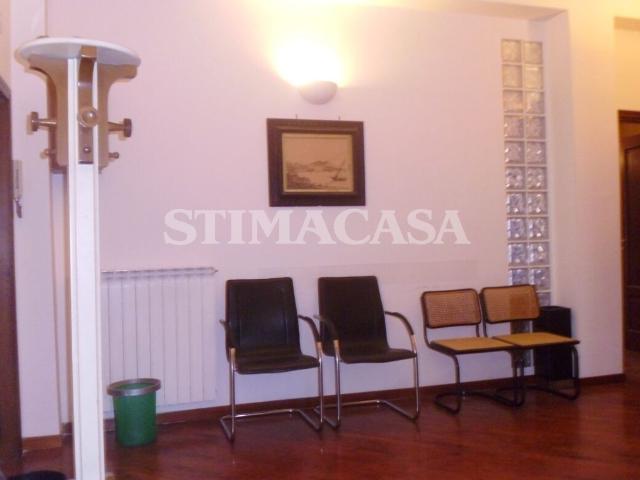 UFFICIO – STANZE CONDIVISE IN AFFITTO A CASORIA UFFICIO – STANZE CONDIVISE IN AFFITTO A CASORIA Contatti