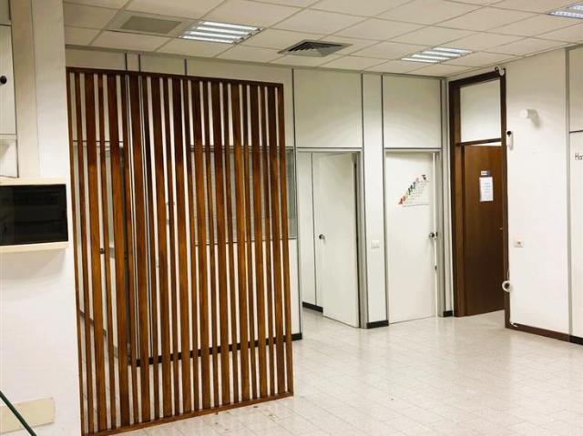 Ufficio 6 vani 100mq