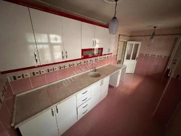 Ufuktepe Cadde Önü Yapılı Yüksek Giriş Kiralık
