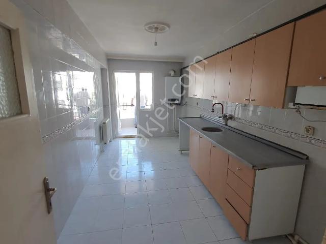 Ufuktepe 'de Katta Kiralık Daire