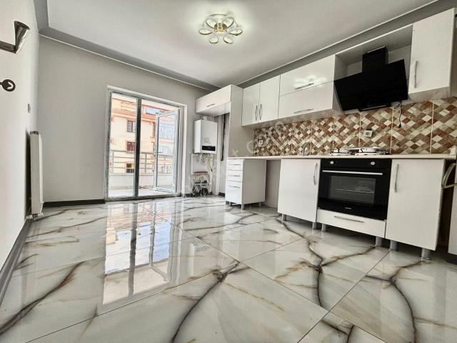 Ufuktepe Mahallesi Cadde Üzeri Full+full 3+1 Daire!