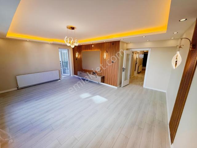 Ufuktepede Cadde Yakını Full Yapılı 3+1 Geniş Ultra Lüks Daire