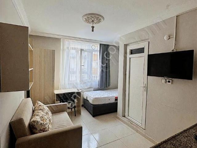 Şükrüpaşada Faturalar Dahil Eşyalı Kiralık 1+0 Daire