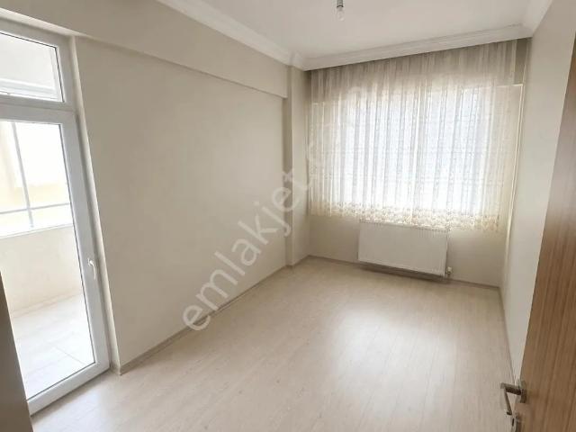 Şükrüpaşada Satılık 2+1 Daire