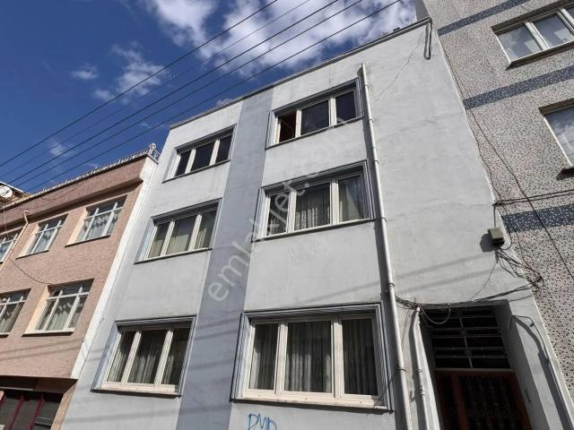 Şükraniyede Aile Binasında Kiralık 3+1 Geniş Ve Ferah Daire!