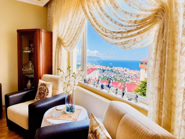 Çukurçayır Satılık Deniz Manzaralı Eşyalı Daire