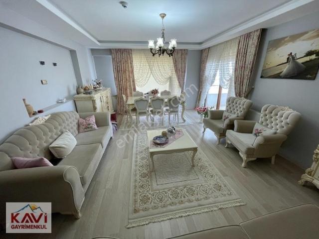 Çukurçayırda 3+1 Geniş Daire / Kavi Gayrimenkulden
