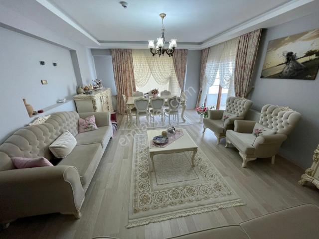 Çukurçayırda Yeni Gibi 3+1 Daire / Kavi Gayrimenkulden