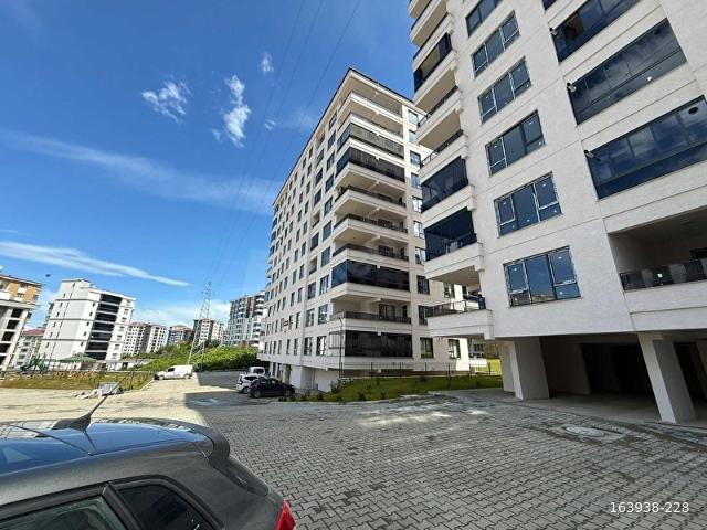 ÇUKURÇAYIRDA MUHTEŞEM LOKASYON SATILIK 3+1 DAİRE AK LIFE 5