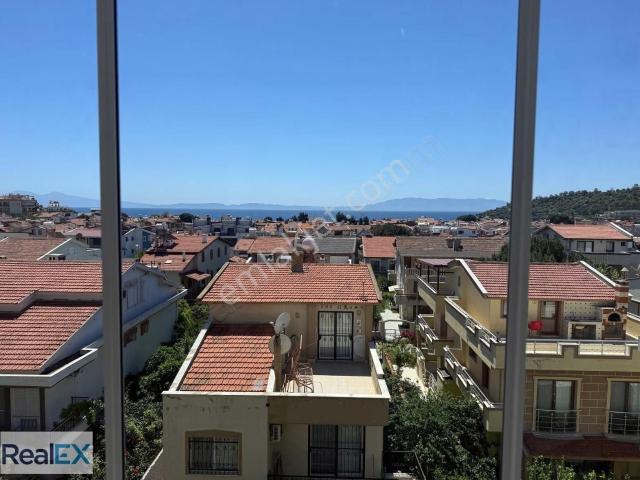 Çukuraltında Full Bakımlı Deniz Manzaralı Geniş2+1 Fırsat Daire