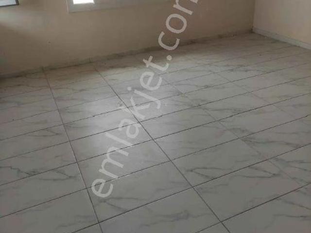 Çukurova Mahallesi'nde 1+1 Boş Daire