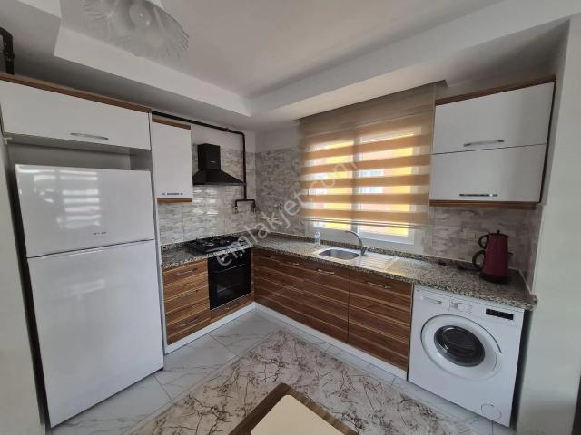 Çukurova Beyazevler'de Kiralık Eşyalı 1+1 Daire