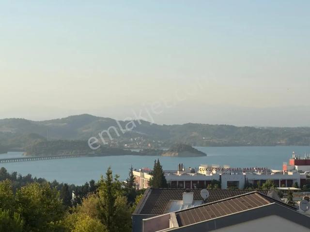 çukurova Kurttepe Mah.satılık 3+1 Daire Panoramik Göl Manzaralı